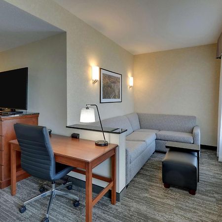 Drury Plaza Hotel Mt Vernon マウント・バーノン エクステリア 写真